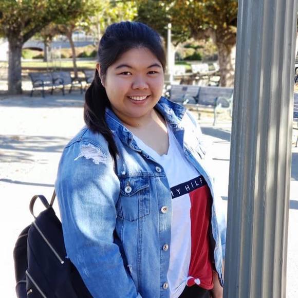 Meet your Posher, Carla - Picture 1 of 1